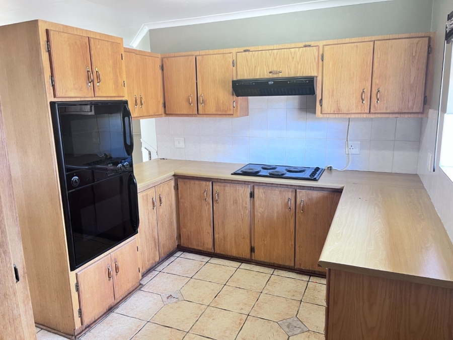 2 Bedroom Property for Sale in Heuwelsig Free State